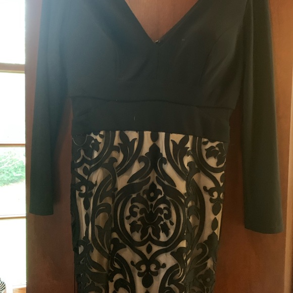 Stunning sexy full length dress Nordstrom’s 2019 - Picture 2 of 5